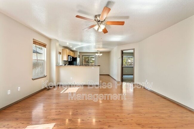 Foto del edificio - 3354 W Wave Dr