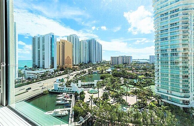 Building Photo - 150 Sunny Isles Blvd
