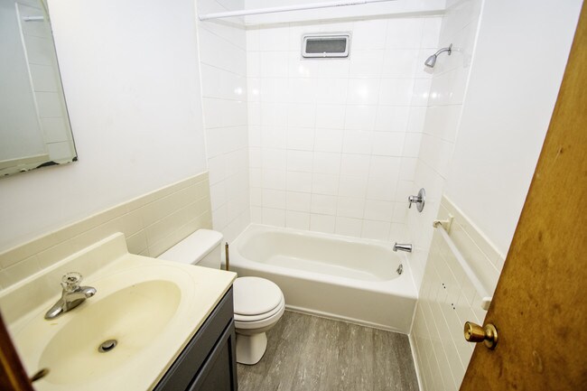 Foto del edificio - 3518 Gertrude St
