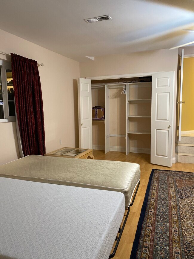 Huge closet - 12708 Cumpston St