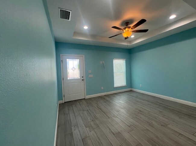 Foto del edificio - 615 E Virginia Ave