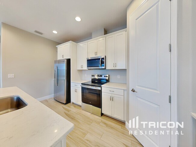 Foto del edificio - 3021 Casterton Dr
