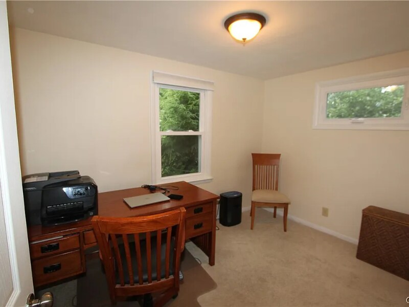 7516 Highland Dr, Baldwinsville, NY 13027 House Rental in