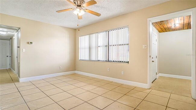 Building Photo - 5717 Lawndale Rd