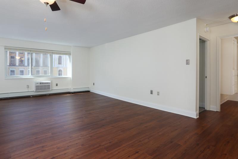 Primary Photo - 130 Bowdoin St