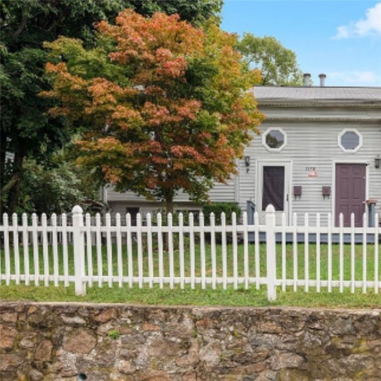 1578 Main St, West Warwick, RI 02893 Room for Rent in West Warwick