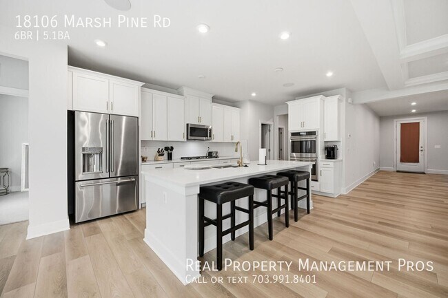 Foto del edificio - 18106 Marsh Pne Rd
