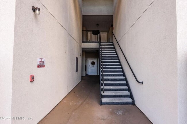 Building Photo - 2 bedroom in Jacksonville FL 32277