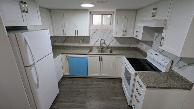 Photo du bâtiment - 43 Seneca Ave