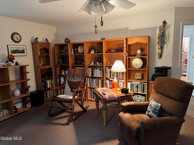 Foto del edificio - 18 Conver Dr