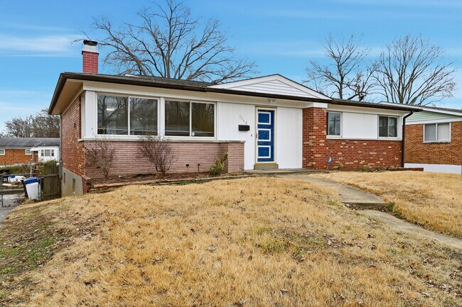 Foto del edificio - 1152 Burch Ln