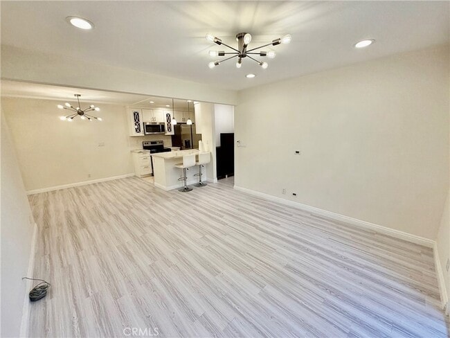 Foto del edificio - 28947 Thousand Oaks Blvd