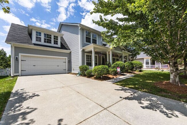 Building Photo - Elegant 4-bedroom Home in Desirable Callonwood Neighborhood in Matthews, NC