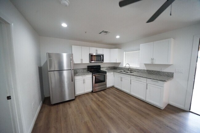 Foto del edificio - 1175 S Mojave Rd