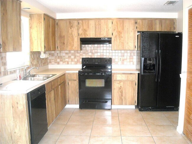 Foto del edificio - 2806 Burr Oak Dr