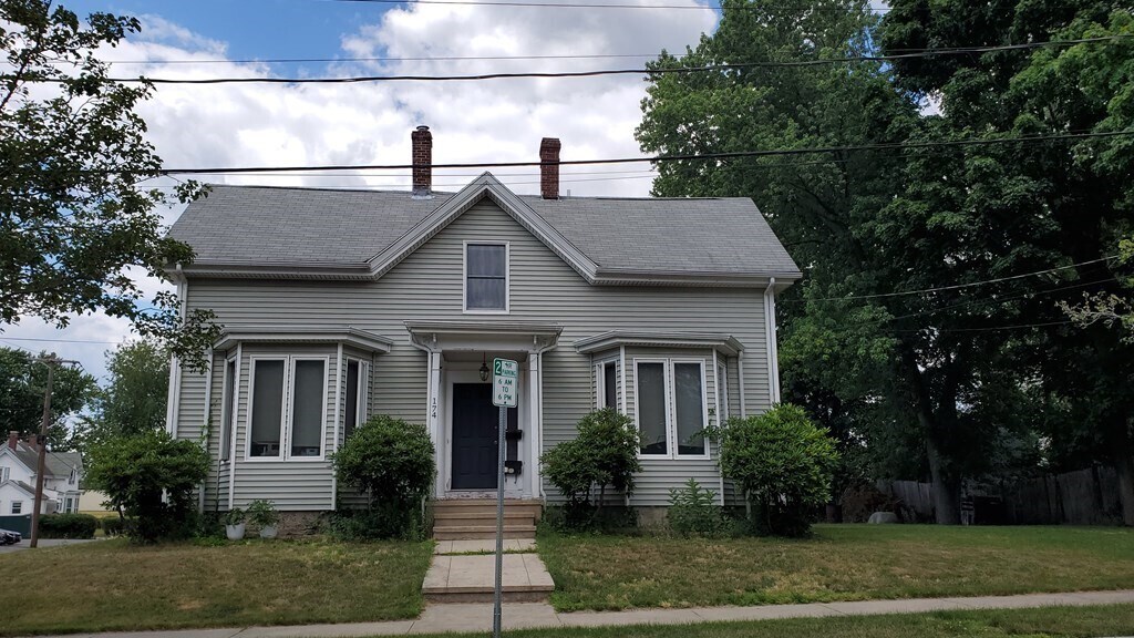 Foto principal - 174 Porter St