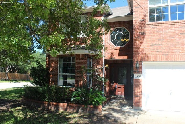 Building Photo - 1600 Shady Creek Trail