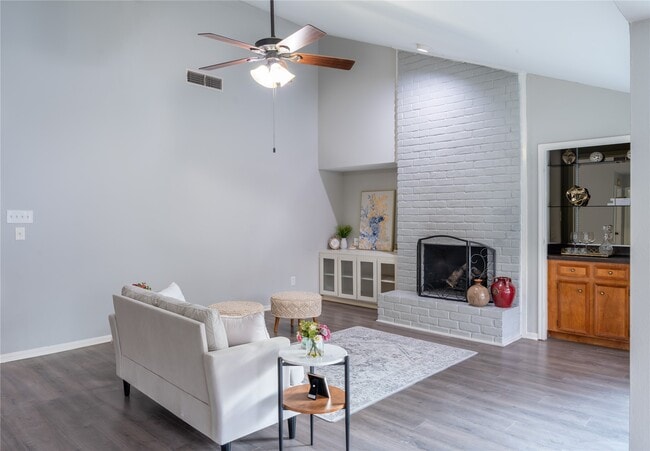 Building Photo - 12226 Ravenmoor Dr