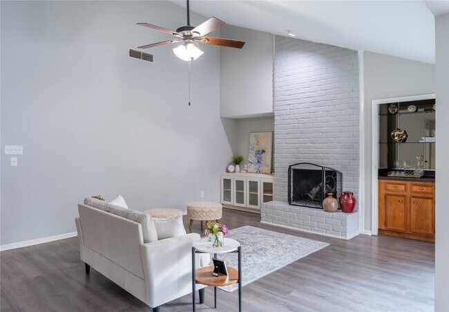 Foto del edificio - 12226 Ravenmoor Dr