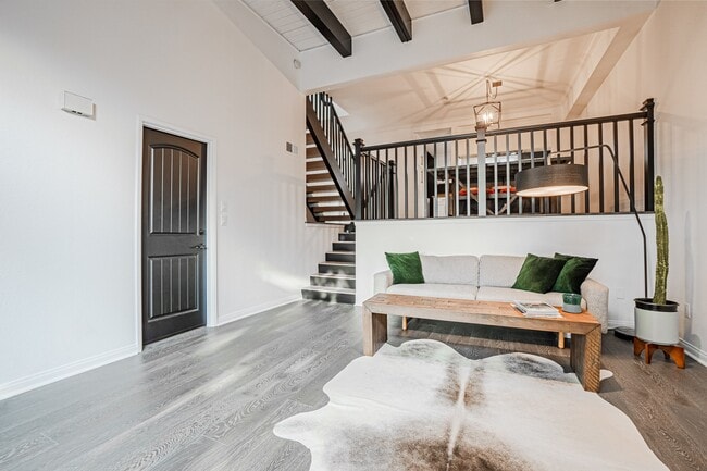 Building Photo - 1906 Grant Ave