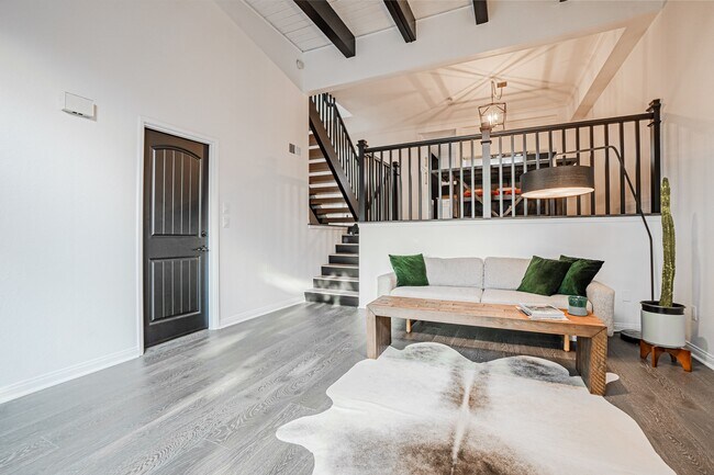 Foto del edificio - 1906 Grant Ave