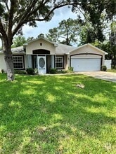 Building Photo - 15 Prattwood Ln