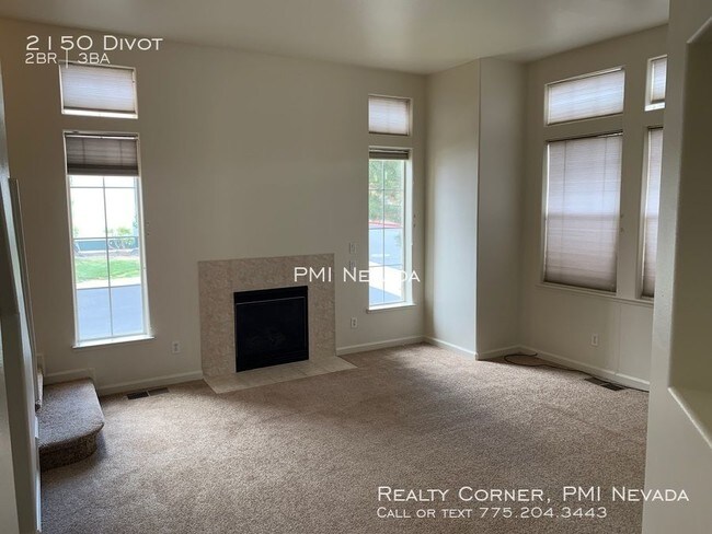 Building Photo - 2 Master Suite House in Sparks
