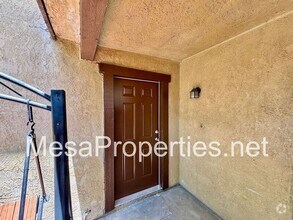 Building Photo - 1749 E Fairfield Ct