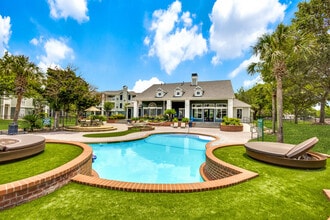 Building Photo - Sandestin at Pearland