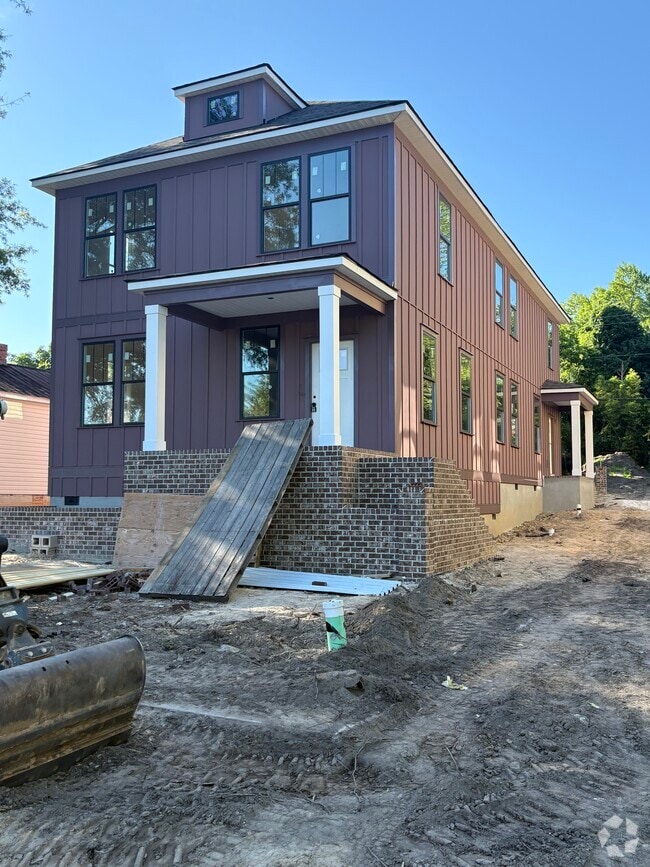 Building Photo - 2516 Richland St