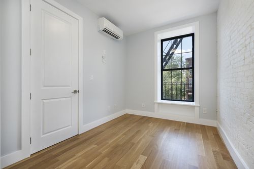 Building Photo - 11A Spencer Pl
