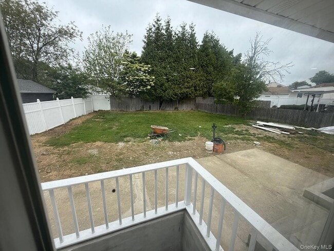 Building Photo - 25 Martin Rd S