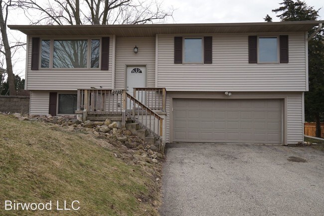 Building Photo - 3 br, 2 bath House - 2739 Lyman Lane
