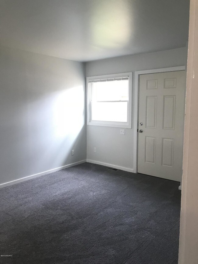 Foto del edificio - 7344 Lovers Ln