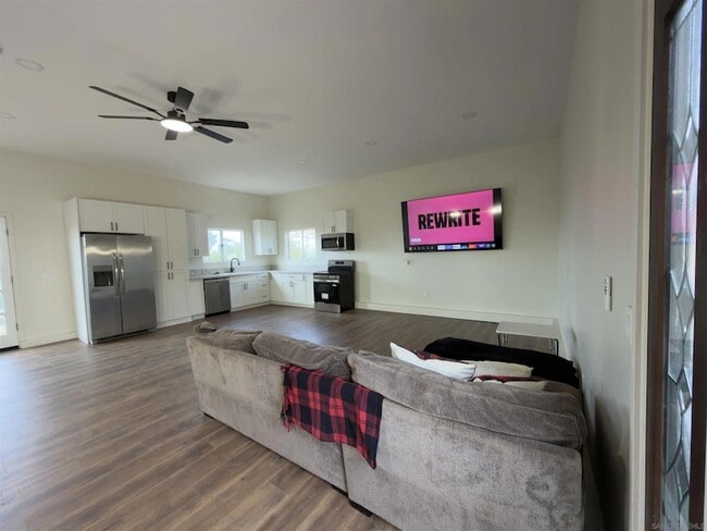 Building Photo - 2062 Valley Rim Rd