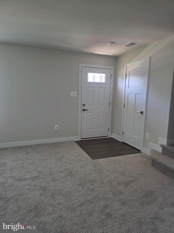 Building Photo - 703 Kalmar Ln