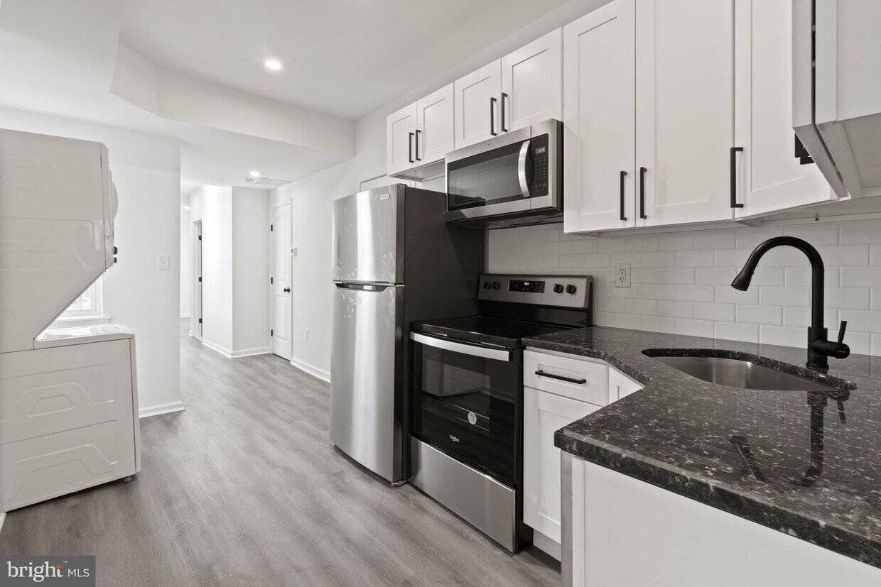 Foto principal - 4149 Lancaster Ave