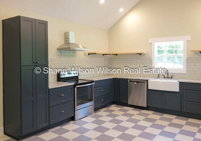 Foto del edificio - 799 Reed Pond Rd NW