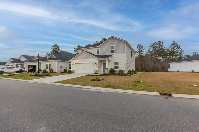 Foto del edificio - Picture-Perfect New Home in Clear Pond