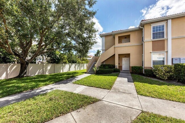 Building Photo - 1135 Villagio Cir
