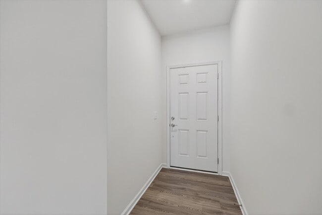 Building Photo - 10942 Haflinger Dr