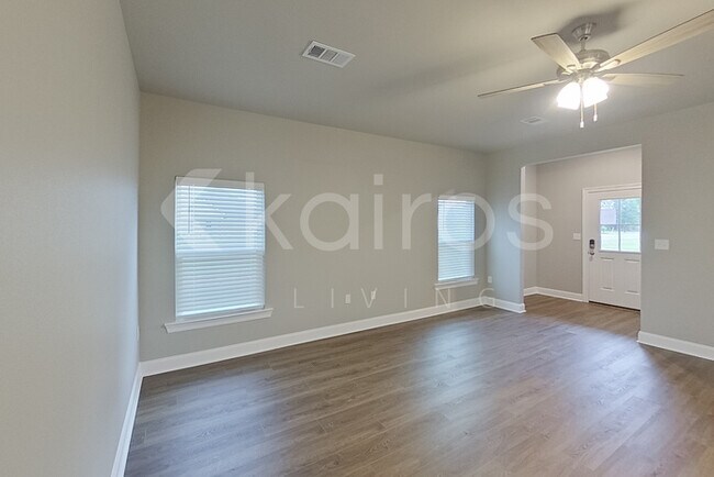 Building Photo - 22832 Monterey Ave