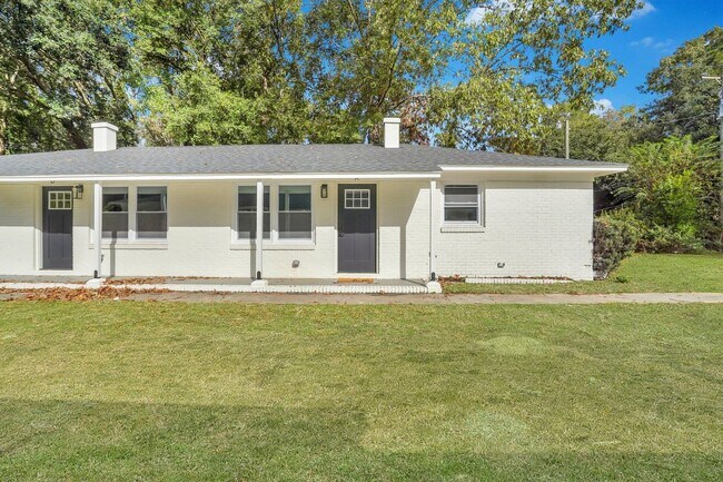 Building Photo - OG 2