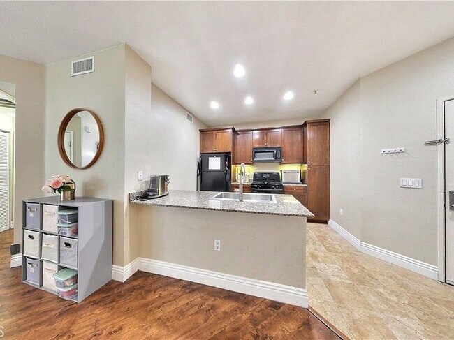 Foto del edificio - 2108 Scholarship