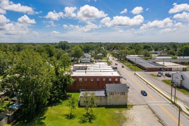 Foto del edificio - 236 Chatham St