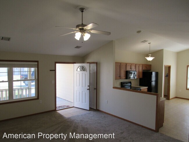 Building Photo - 3 br, 2 bath House - 2918 Brookville Dr