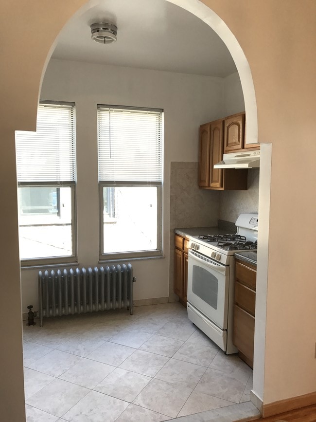 Building Photo - 3080 37th St