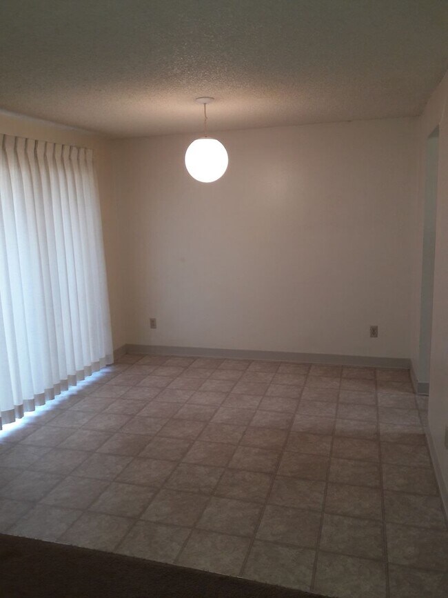 Foto del edificio - 15-17 McDonald Court