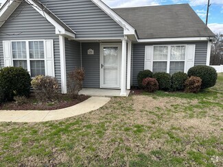 Building Photo - 120 Windchime Ct