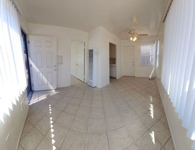 Foto del edificio - Charming 1bdr unit in heart of Normal Heights